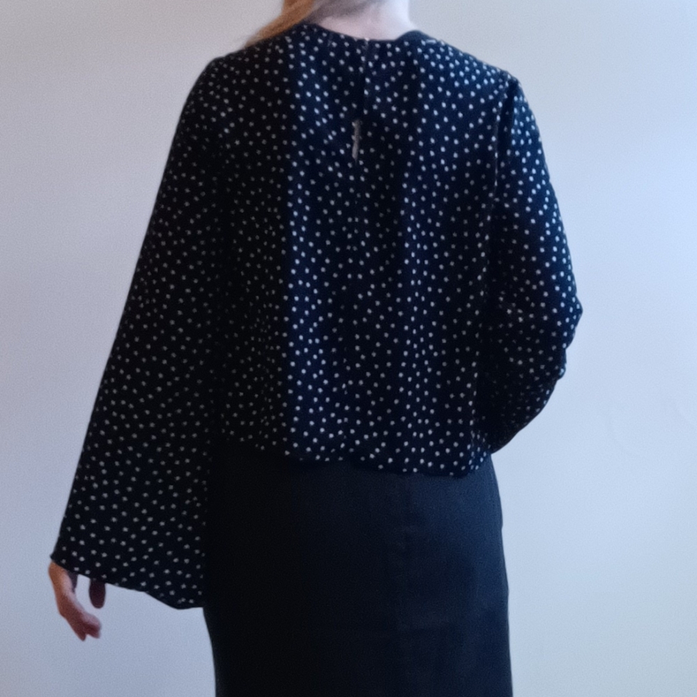 Forever 21 Narrow Shouldered Polka Dot Blouse - Picture 5 of 10